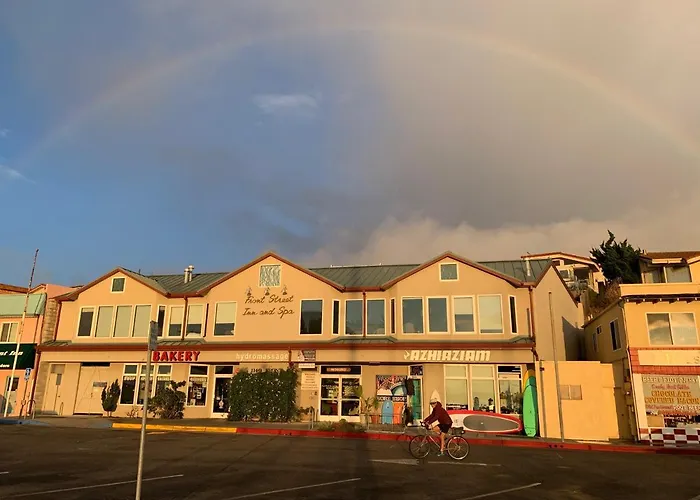 Front Street Inn&Spa